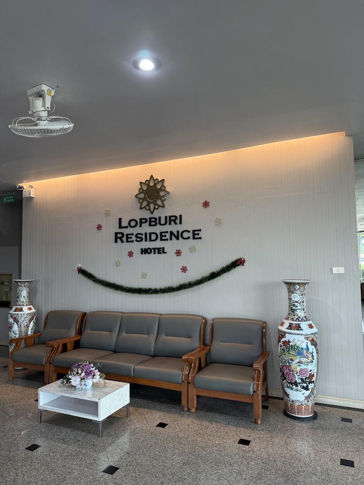 Lopburi Residence Hotel 36/46