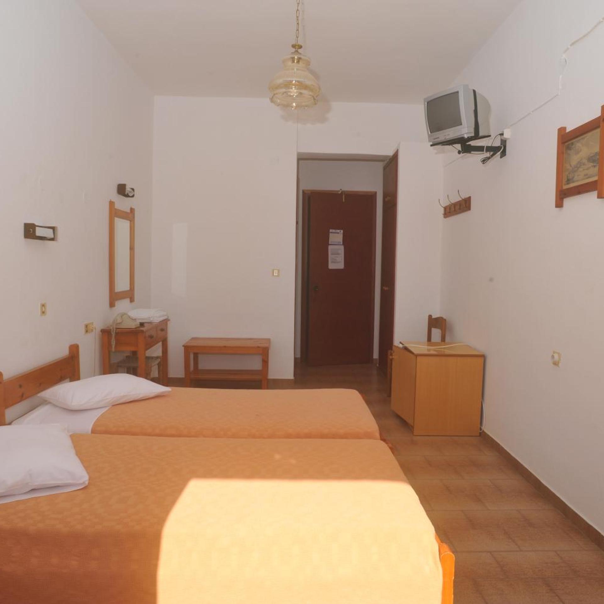 Casteli Hotel 24/49
