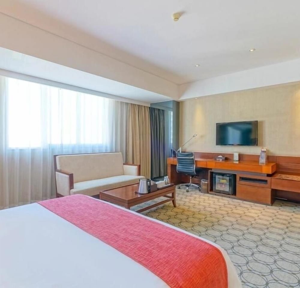 Rsun Hotel 17/50