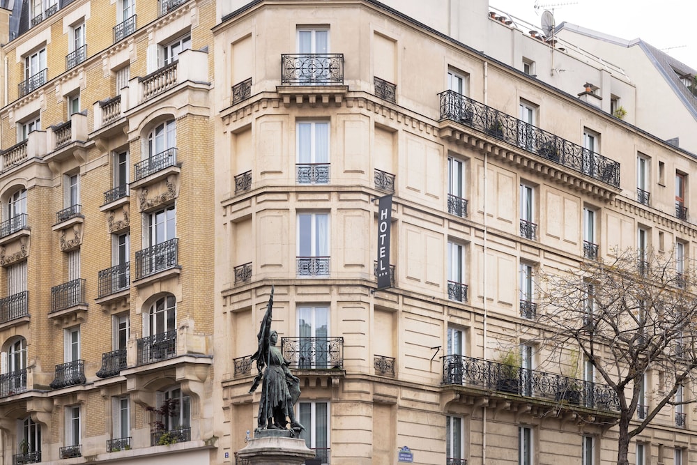 HOTEL SAINT MARCEL 4/50
