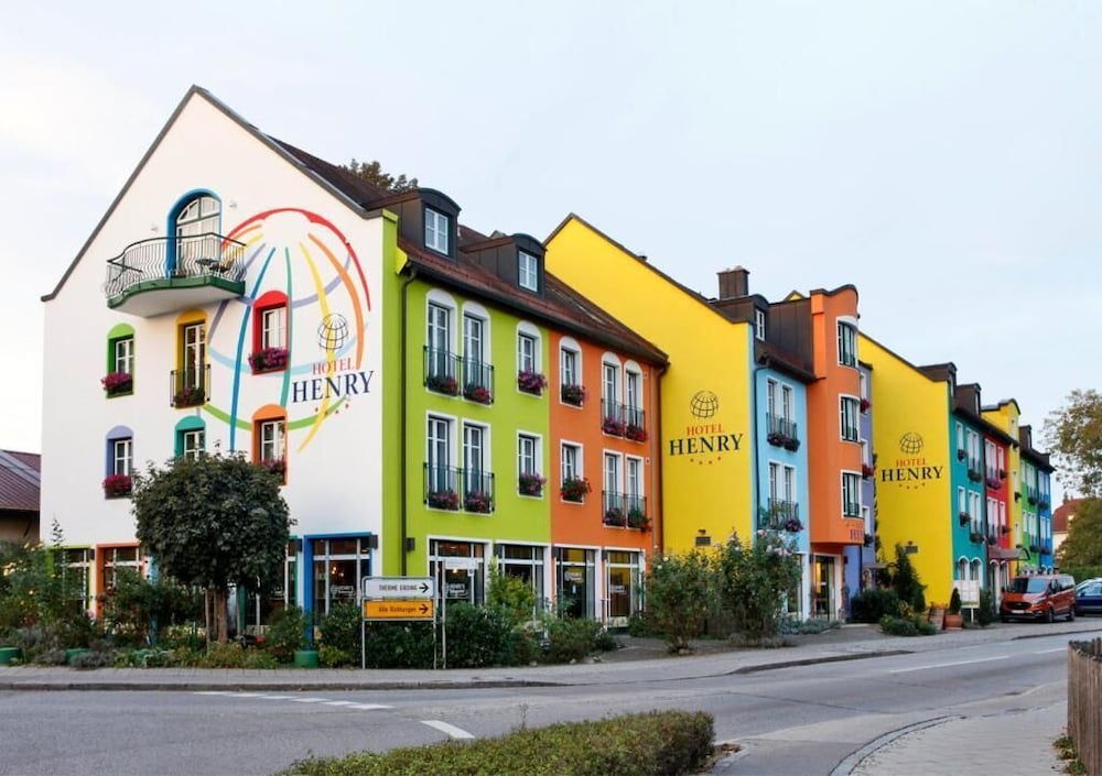 Hotel Henry 2/41