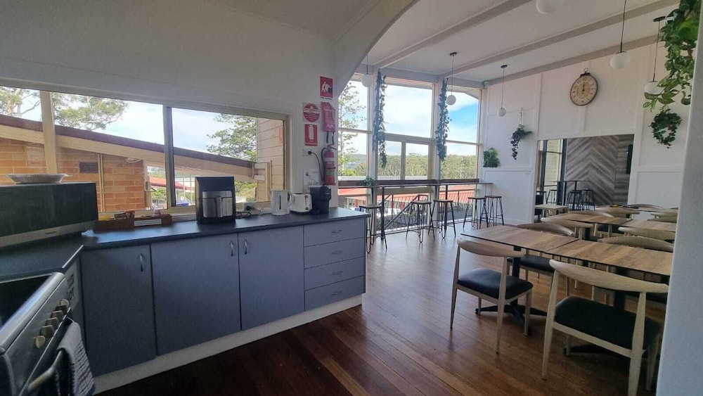 Waterview Gosford Motor Inn 54/72