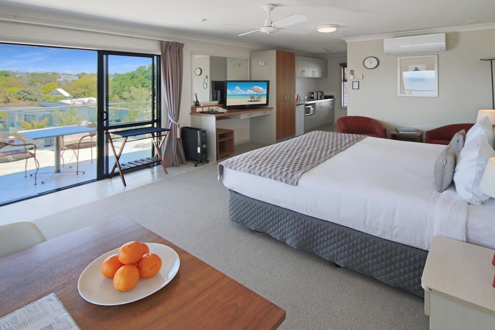 Whangaparaoa Lodge Motel 22/70