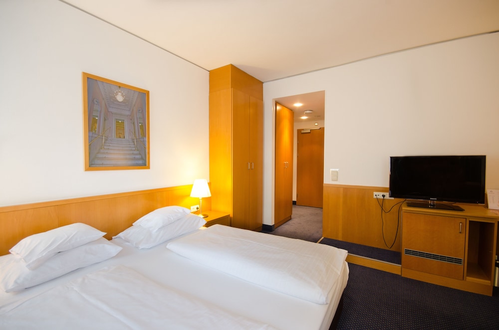 Hotel Strudlhof 6/68