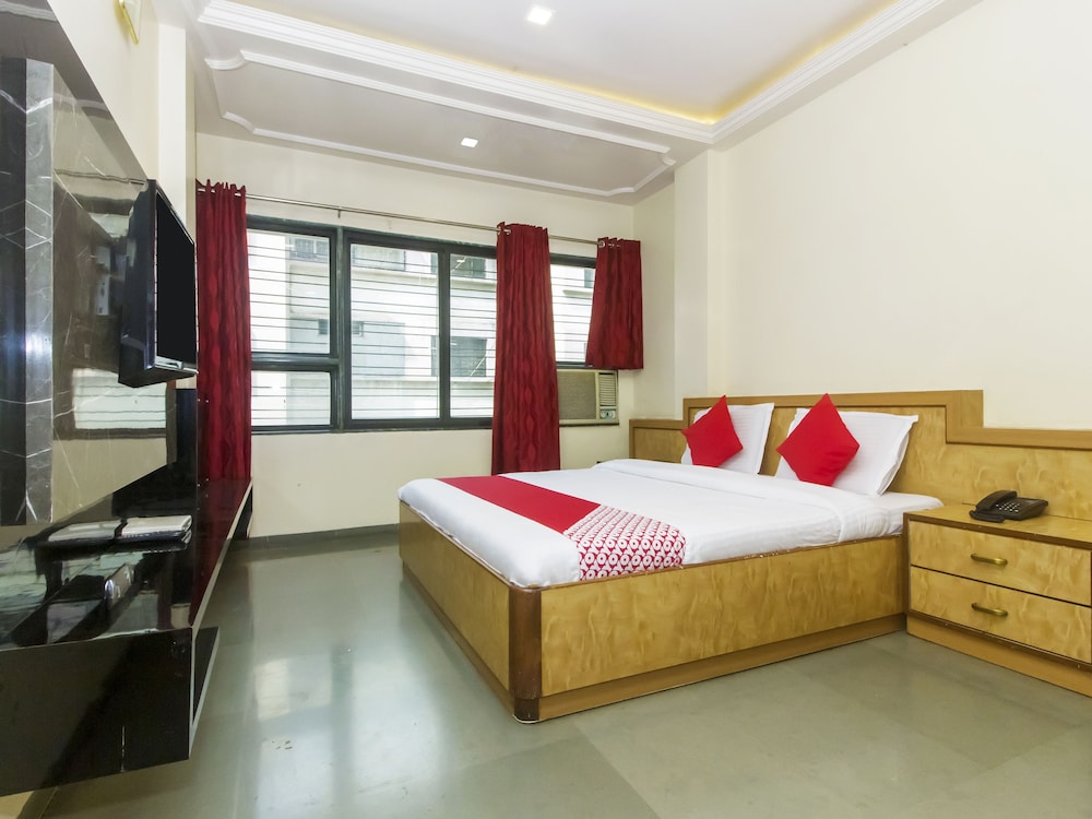 Hotel New Uttam Hira Palace 13/34
