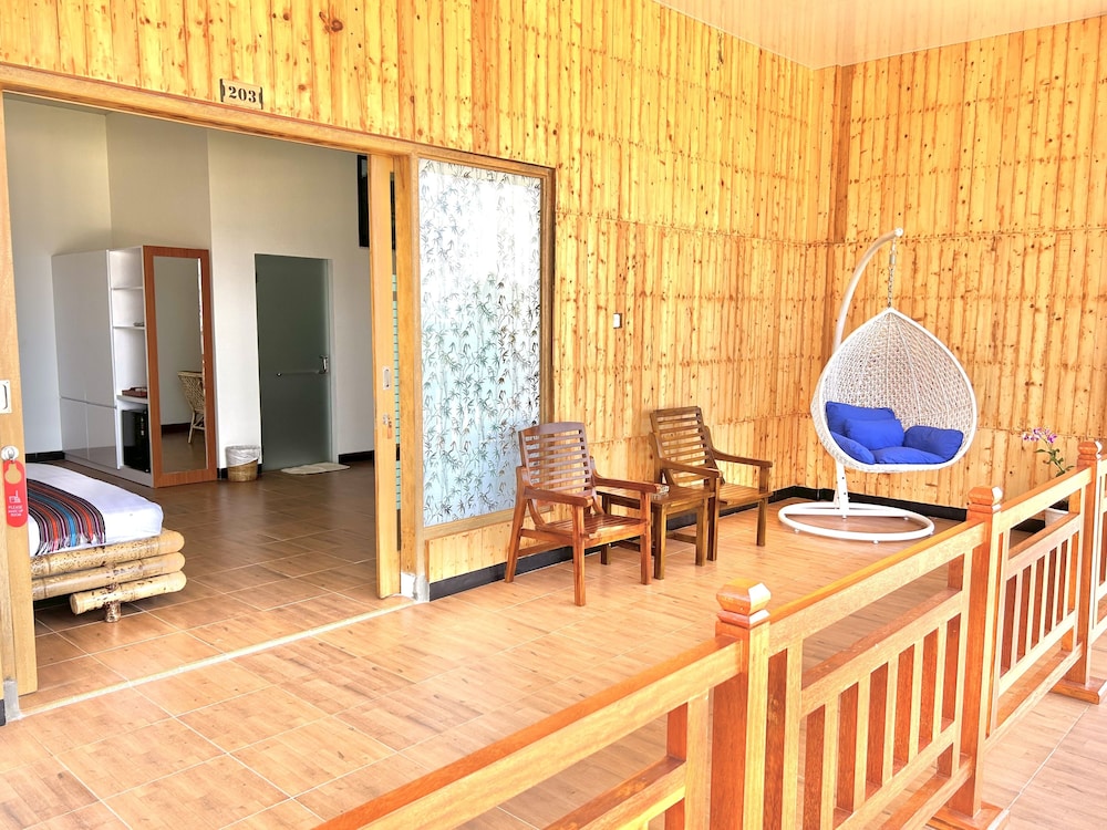 Bayview Beach Resort East Lombok 22/49