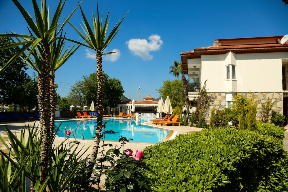 Basar Hotel 29/39
