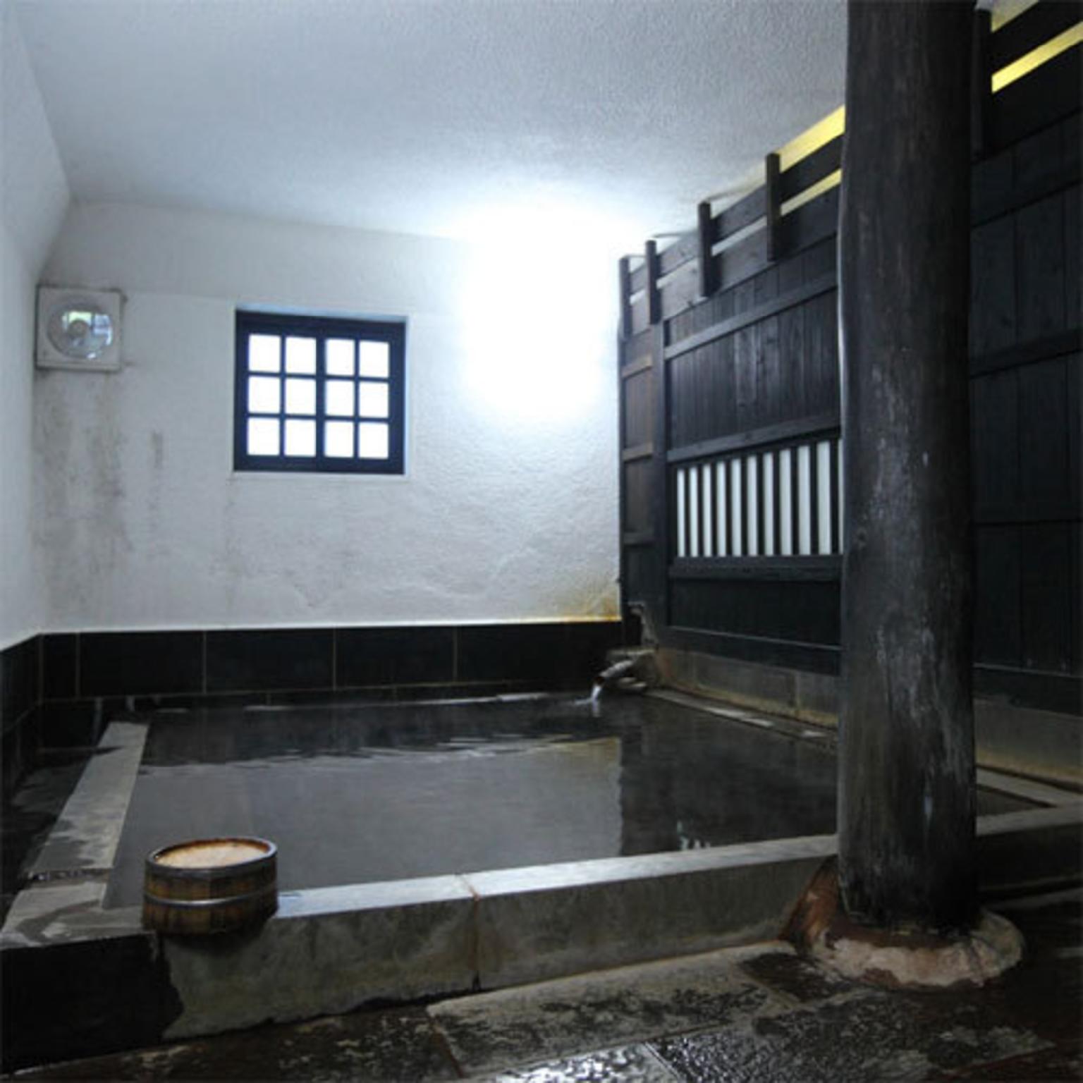 Kurokawa Onsen Yama no Yado Shinmeikan 32/46