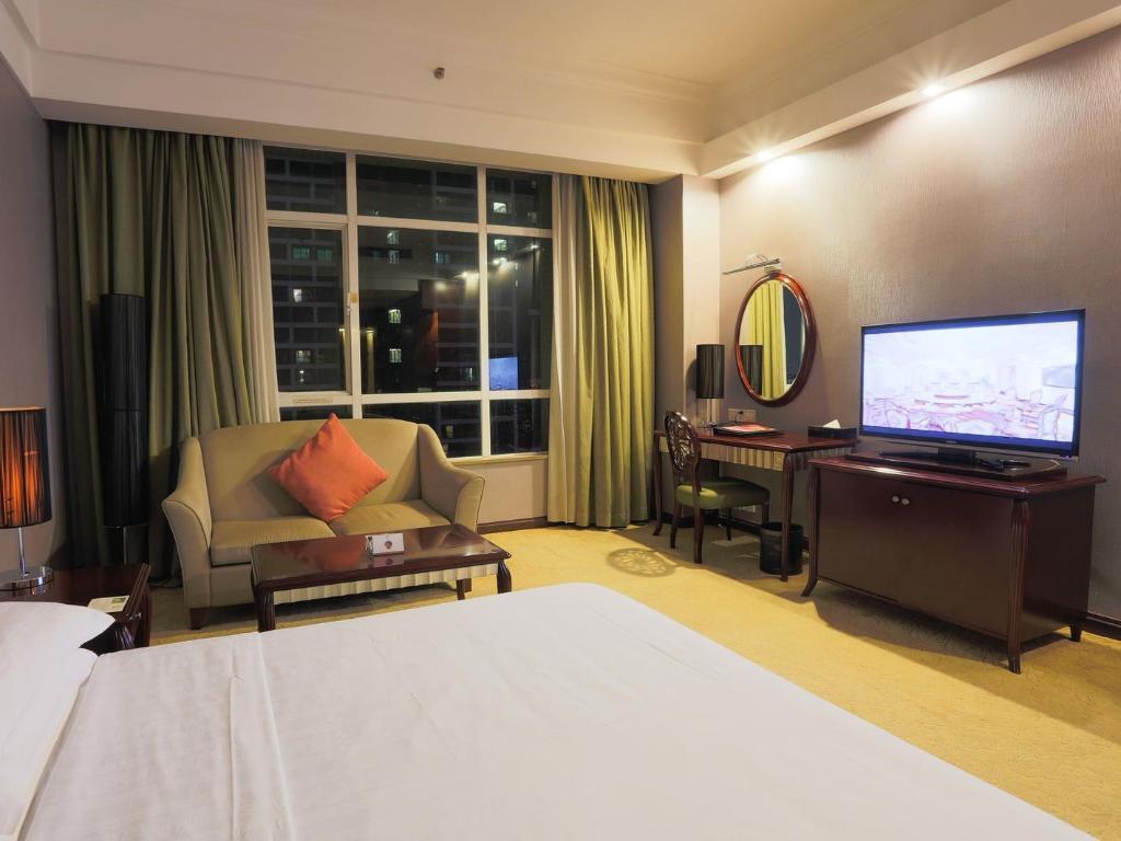 Deluxe, Double Bed