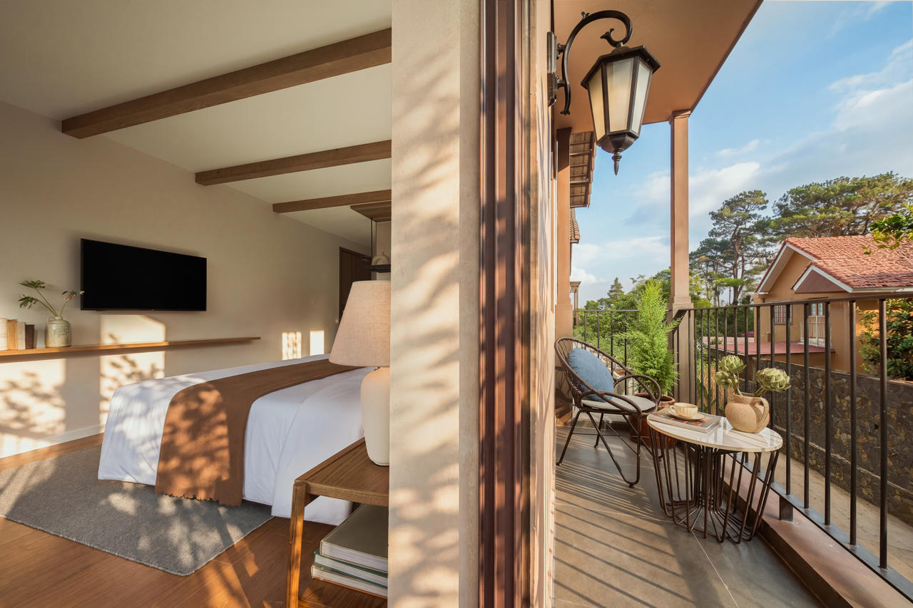 Signature by M Village The Valley Retreat, a brand of Modern Village Lifestyle 37/42