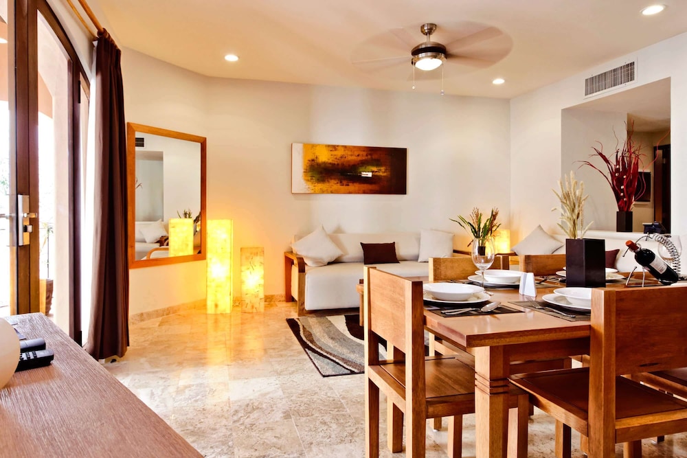 Acanto Playa del Carmen, Trademark Collection by Wyndham 42/45