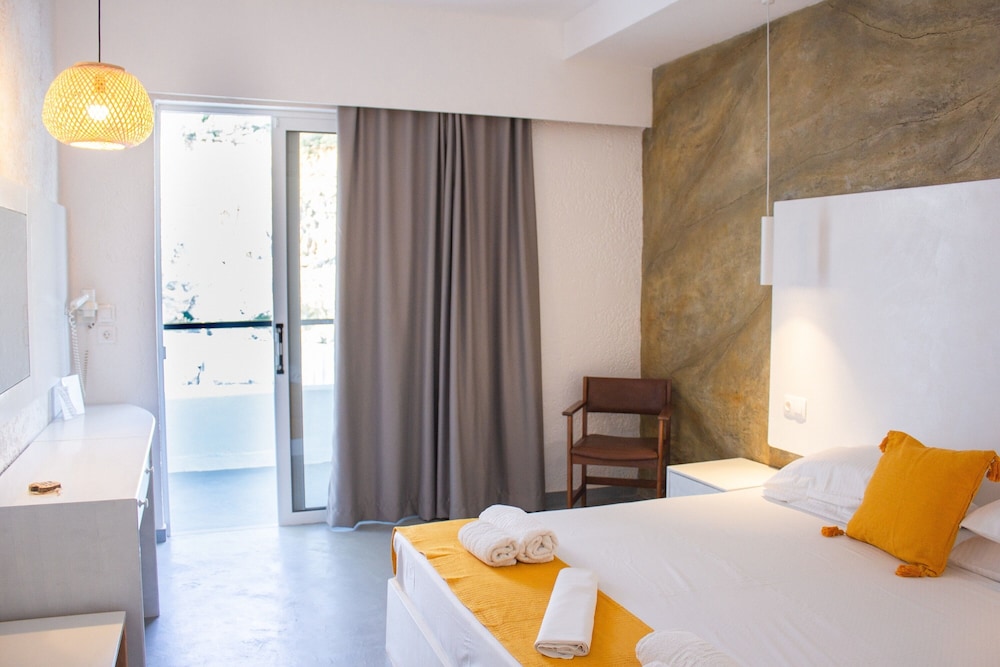 Ladiko Inn Hotel 26/62