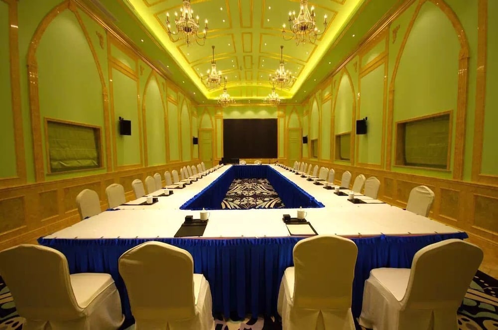 Jurong Shuguang International Hotel 37/41