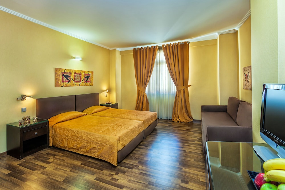 Egnatia Hotel 26/33
