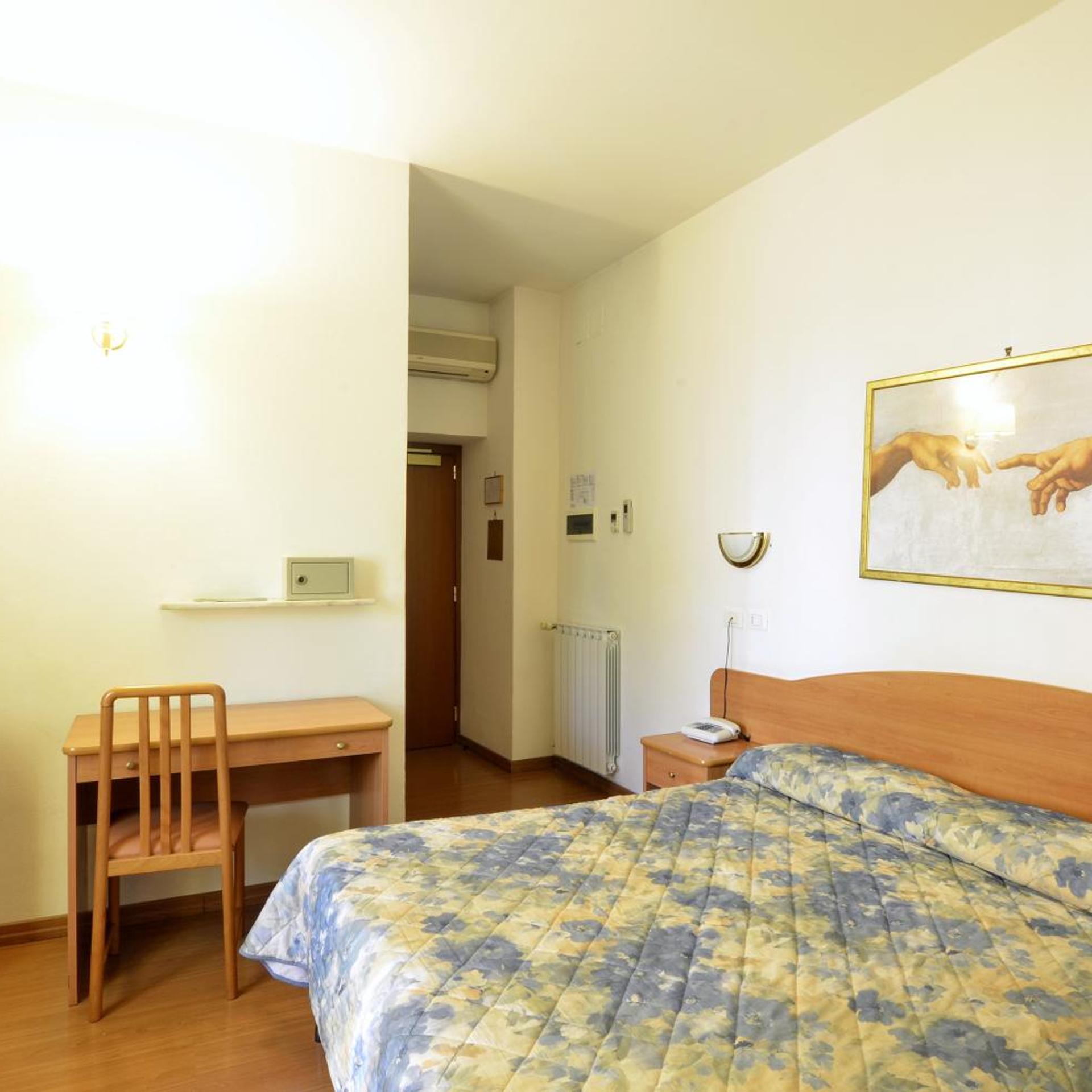 غرفة بسرير مزدوج أو سريرين منفصلين، Tirreno Hotel 9/10
