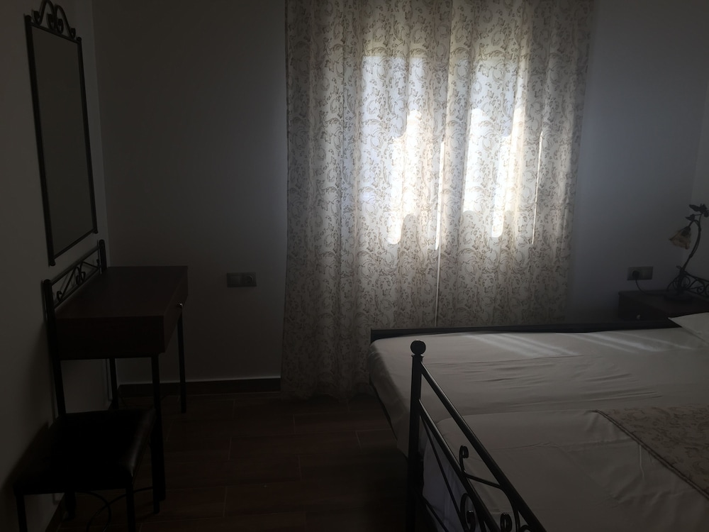 Anastasia Studios 14/50