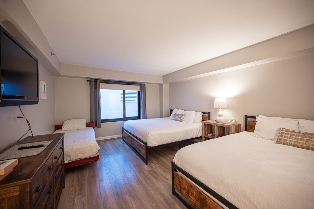 2BD2B Apartment Stay Together Suites 976 16/64