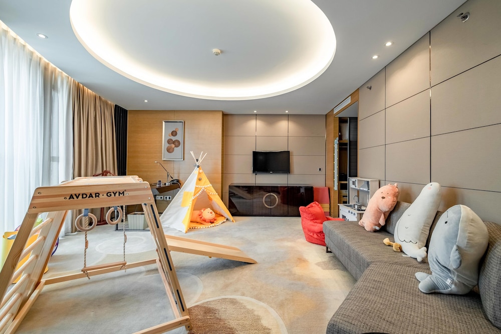 Pullman Wuxi New Lake 47/73