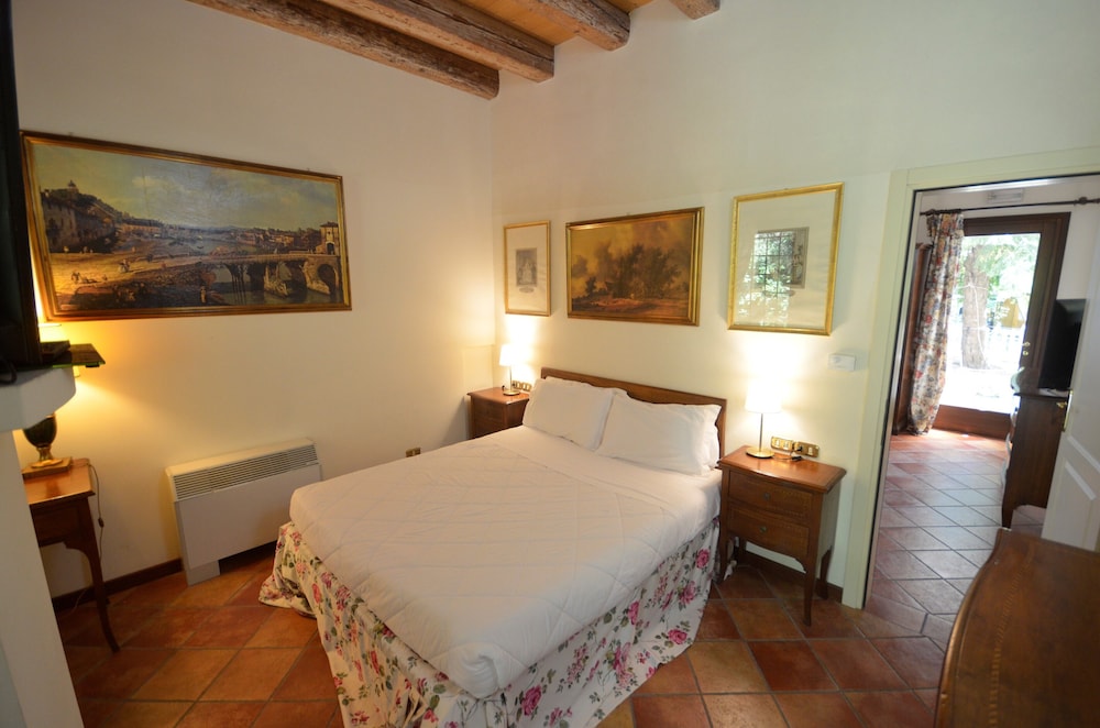 Hotel Villa Luppis 14/77