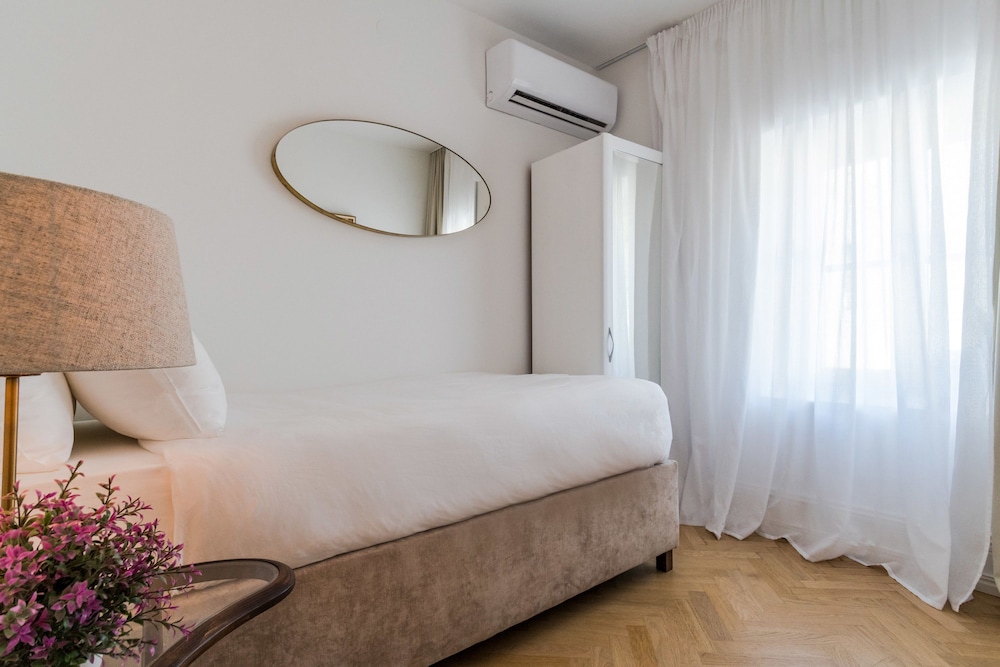Brown Beach House Design Hotel 27/75