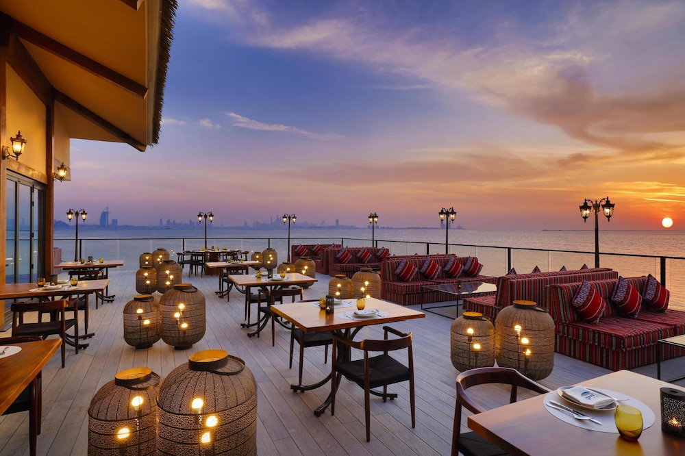 Anantara World Islands Dubai Resort 60/78