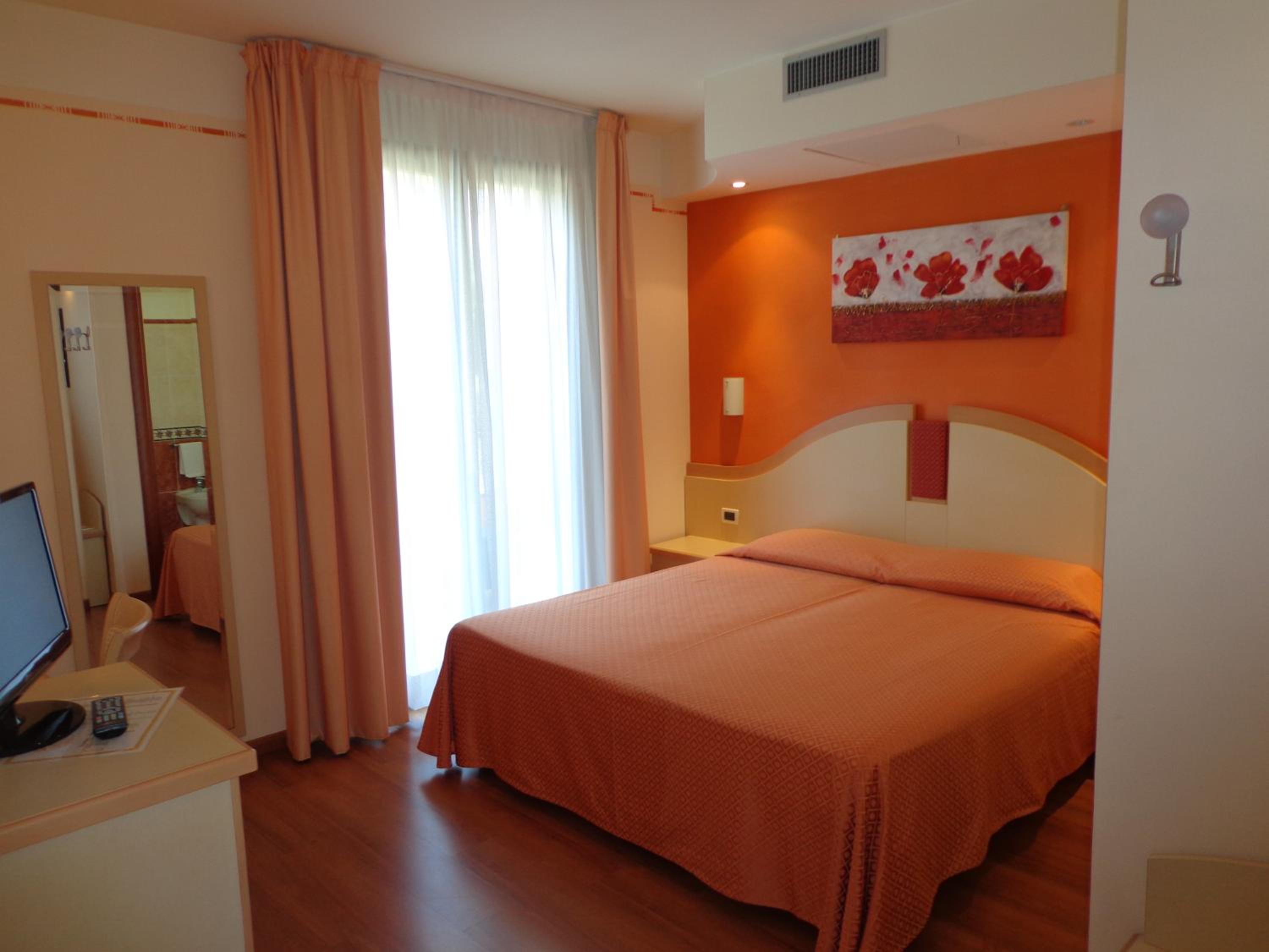 Hotel La Rondine 12/50