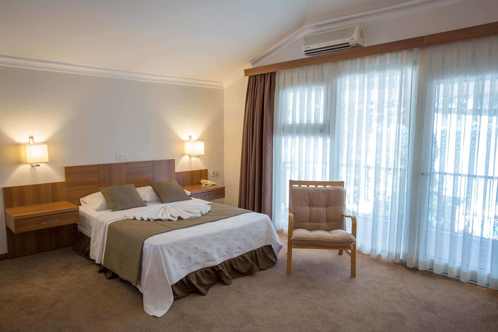 Melis Otel 15/65