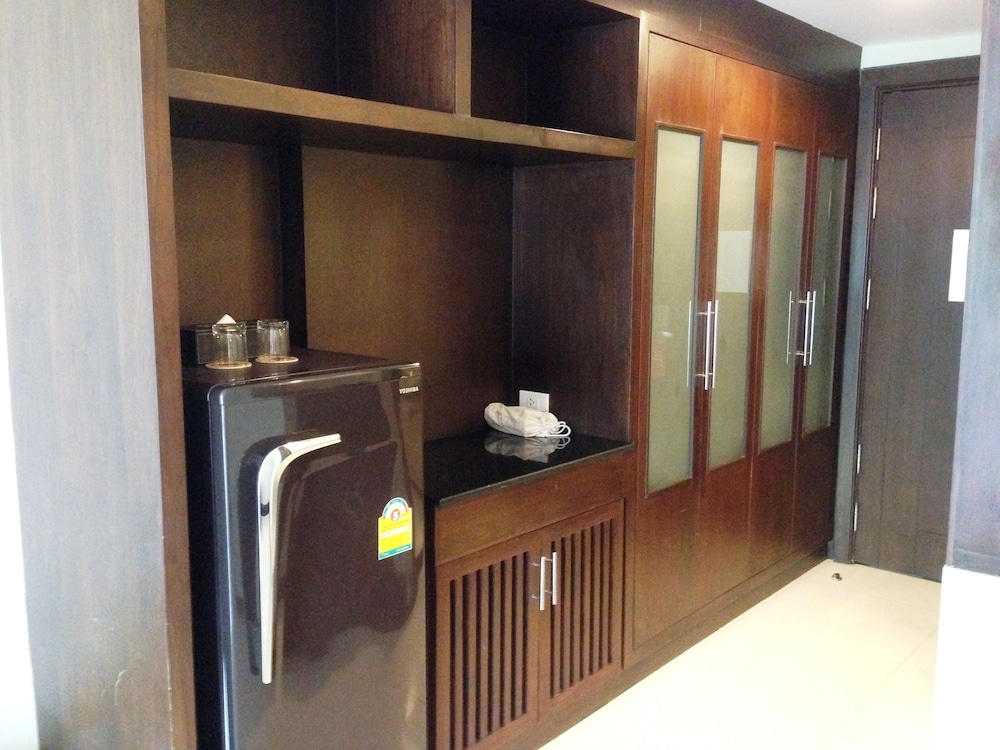 August Suites 15/69