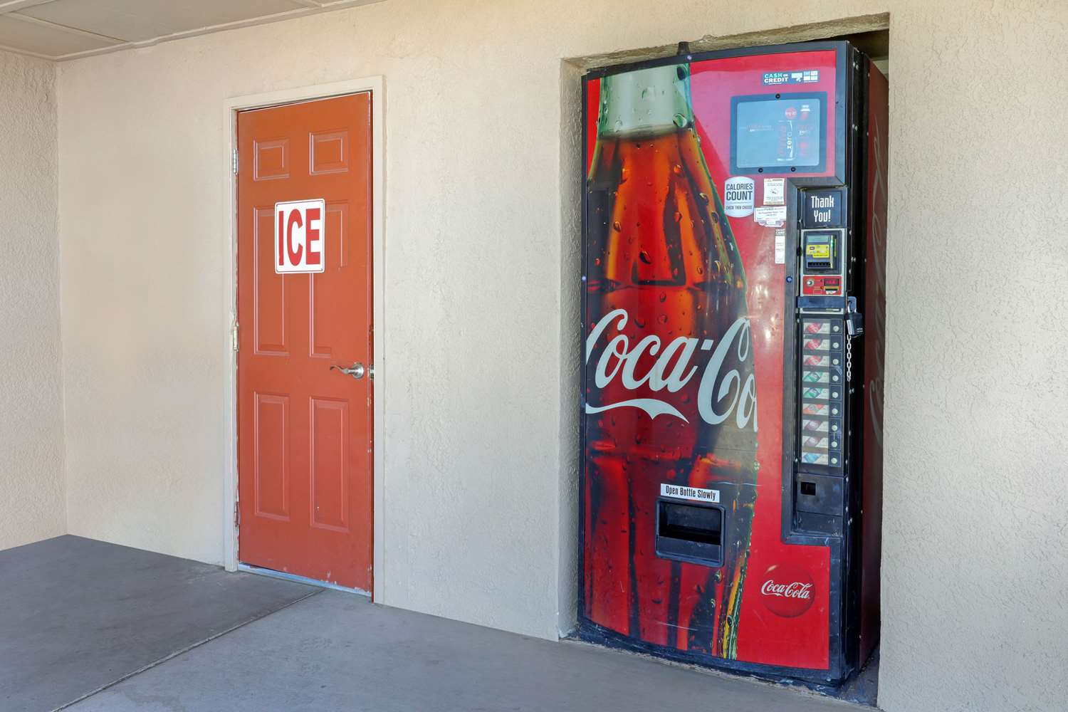 Econo Lodge Inn & Suites Socorro NM 2/12