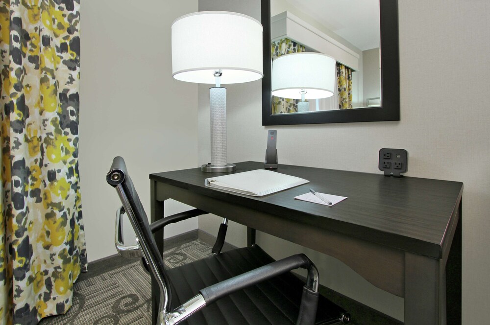 Hampton Inn And Suites Columbus/University Area 64/81