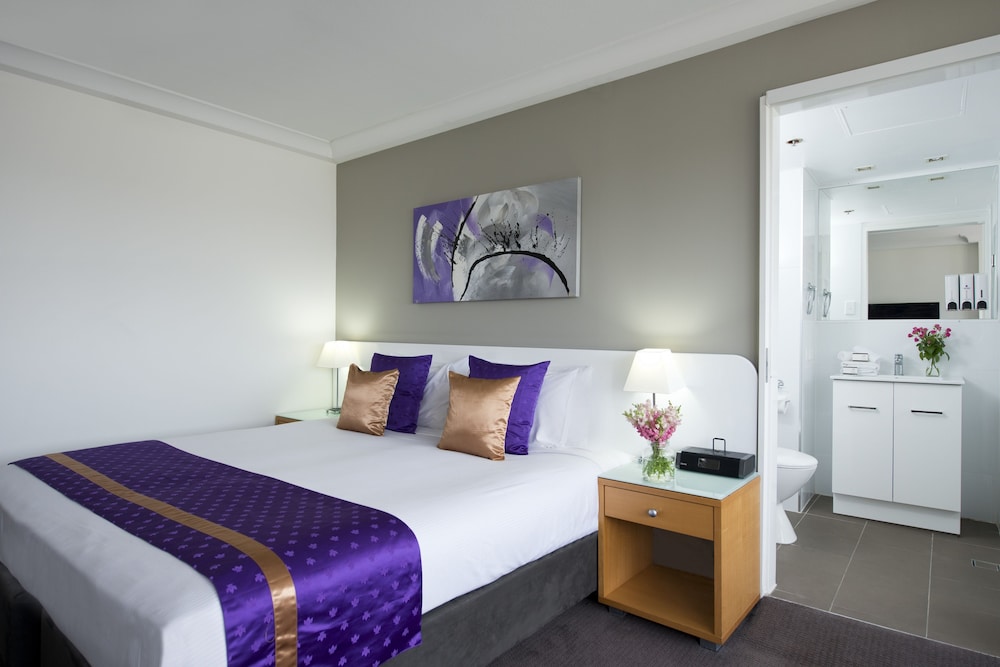 PARK REGIS NORTH QUAY 10/58