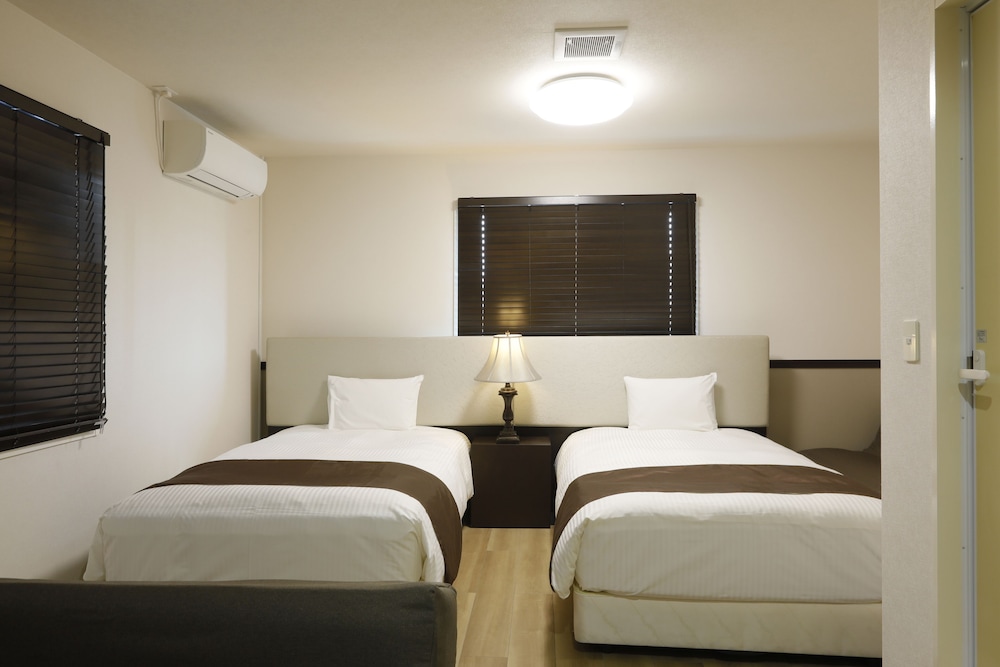 Phoenix Park Hotel 8/100