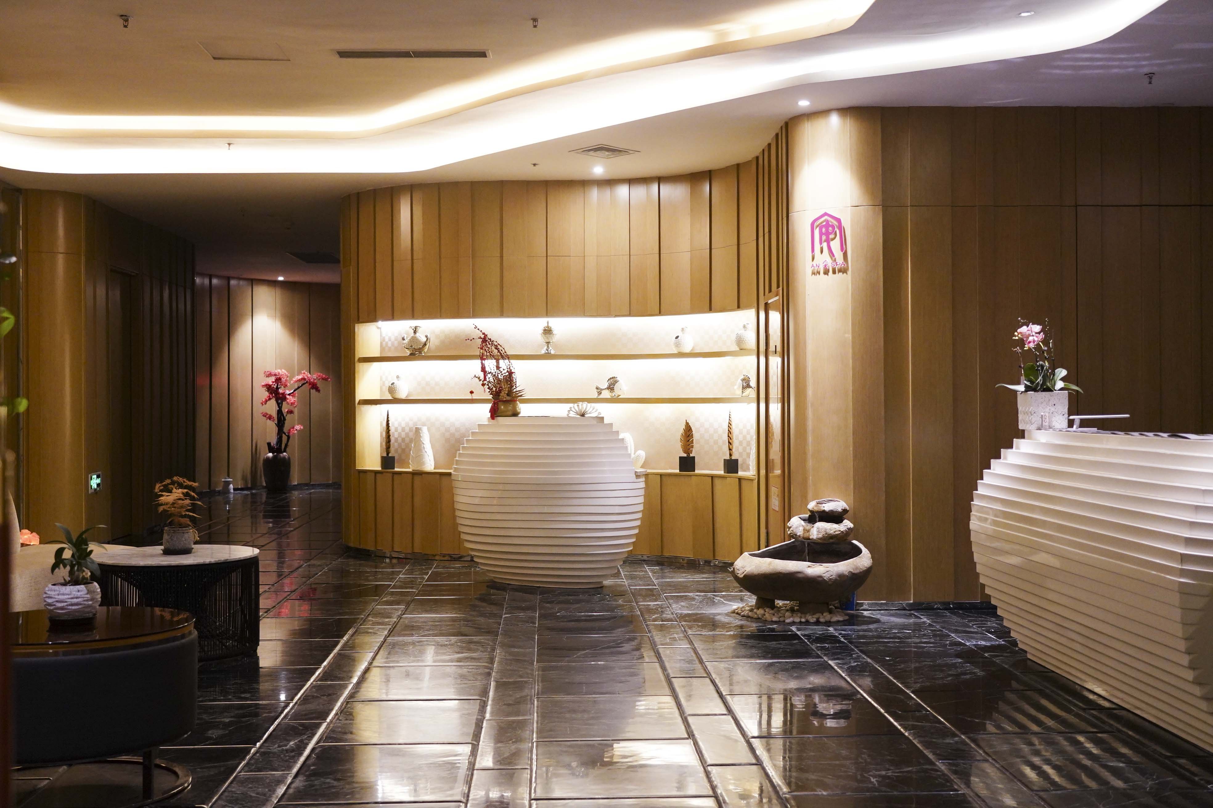 CROWNE PLAZA DALIAN SPORTS CENTER 21/50