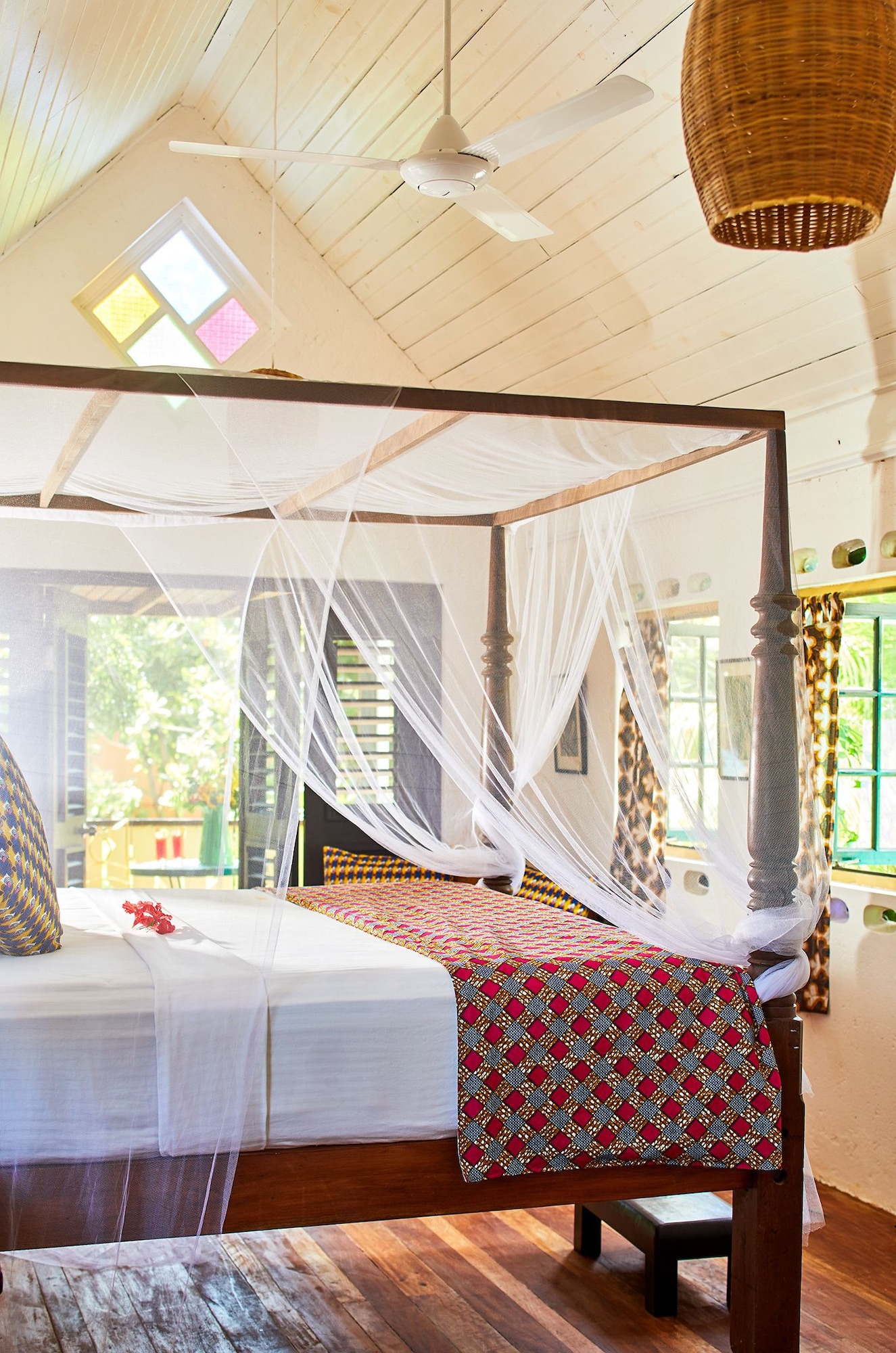 Deluxe, Queen Bed, Garden View