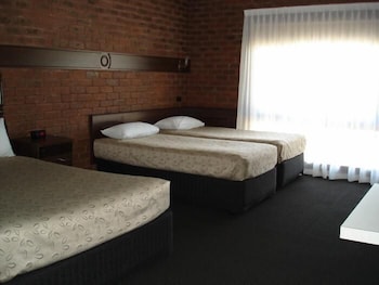 Albury Townhouse Motel 24/46