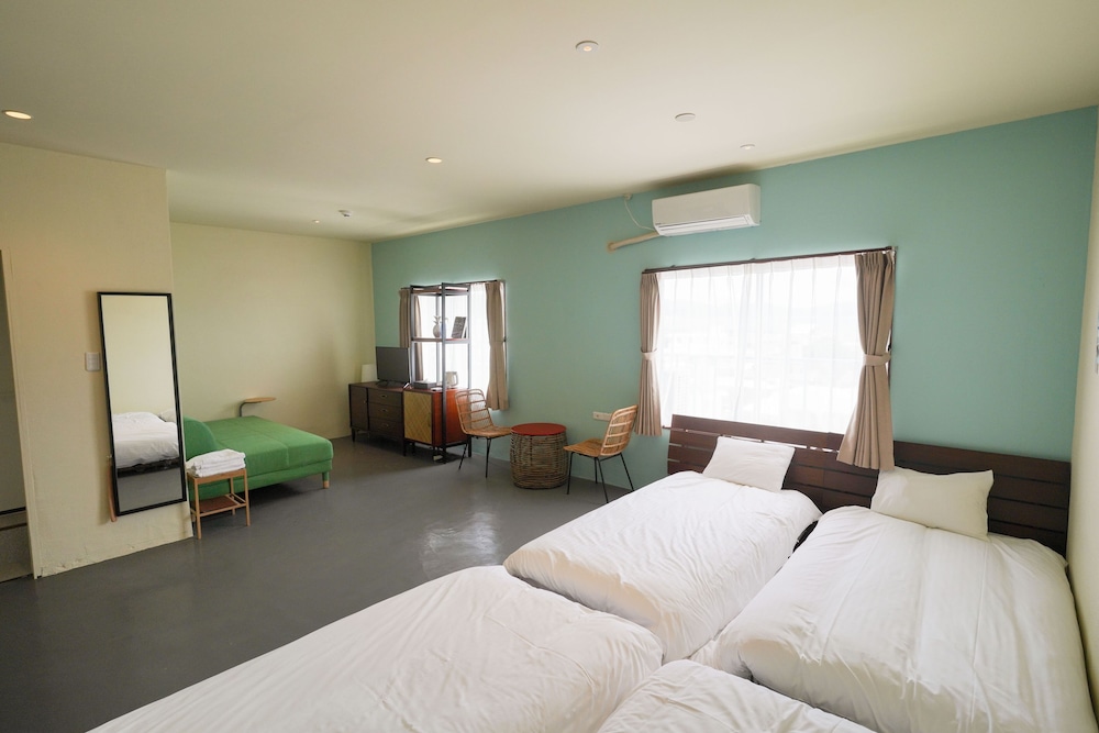The Adan Hotel Okinawa 8/20