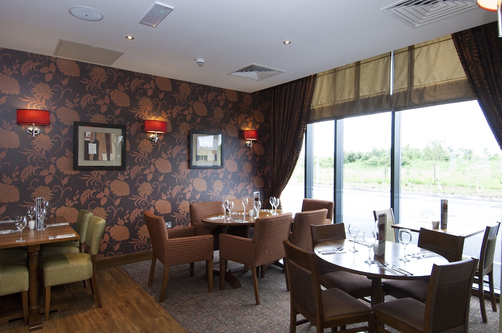 Premier Inn London Stansted Airport 28/52