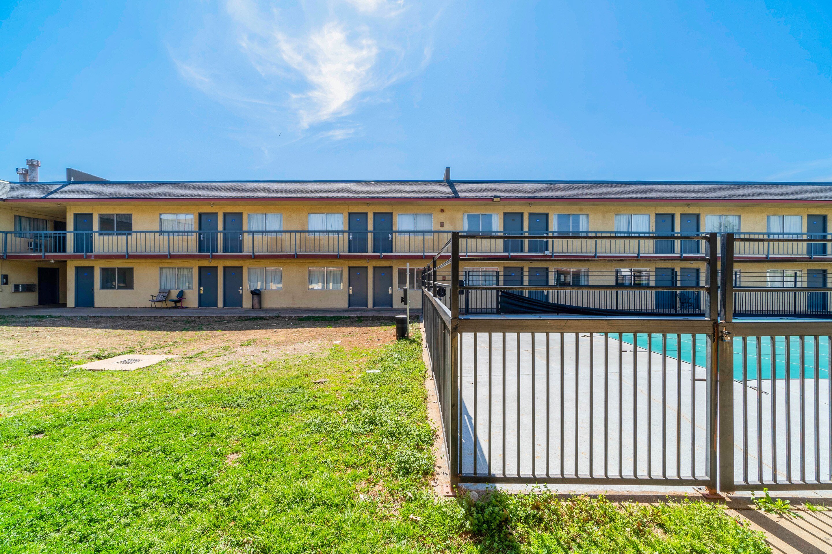 Castle Inn & Suites By OYO Chickasha in CHICKASHA - OK