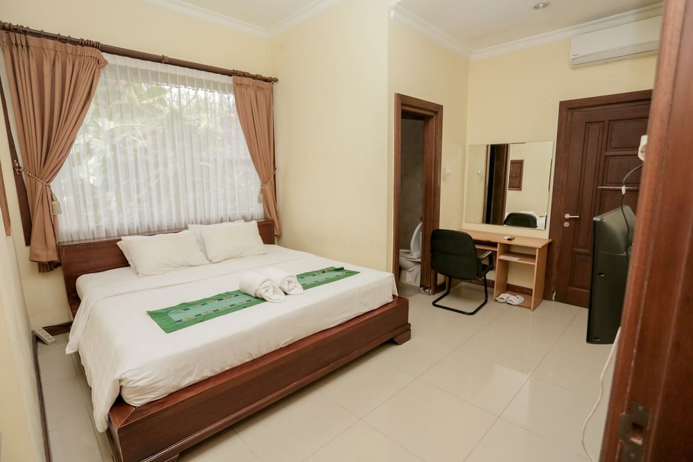 Ubud Hotel Villas Malang 24/76