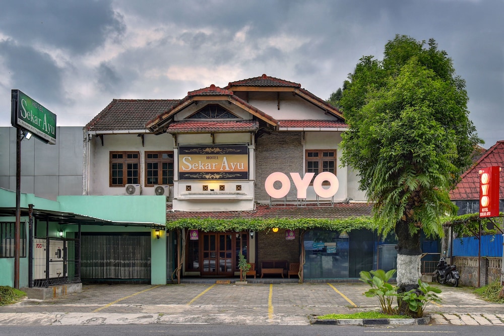Hotel Sekar Ayu 42/49