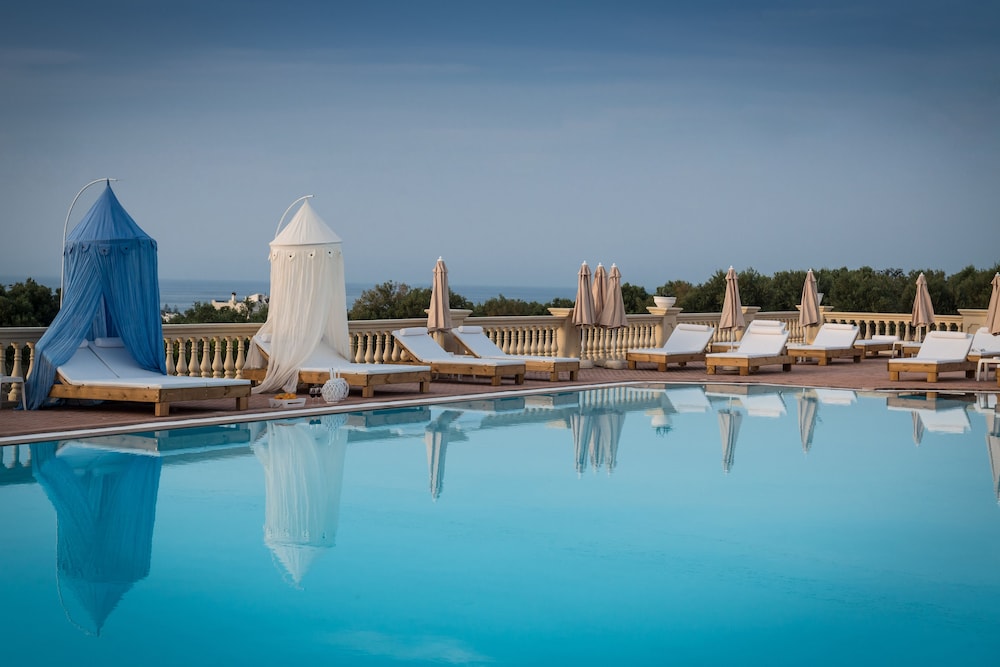 Notos Heights Hotel Suites 60/71