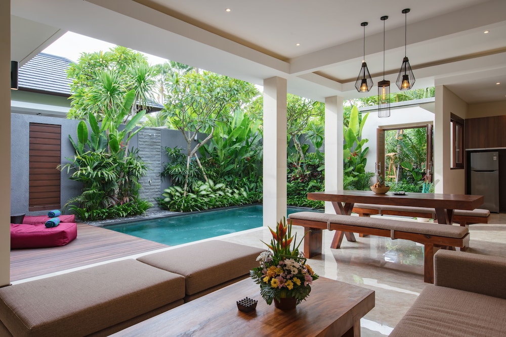 Villa Sally 37/50