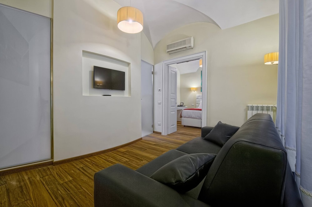 Star Vatican Rooms 43/58