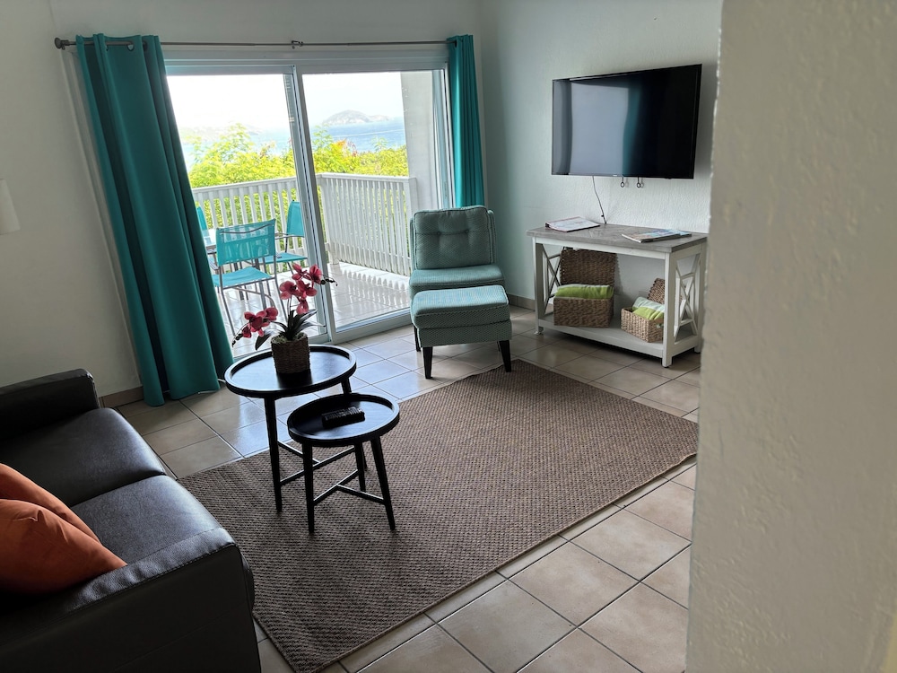 Flamboyan On the Bay Resort And Villas 43/61