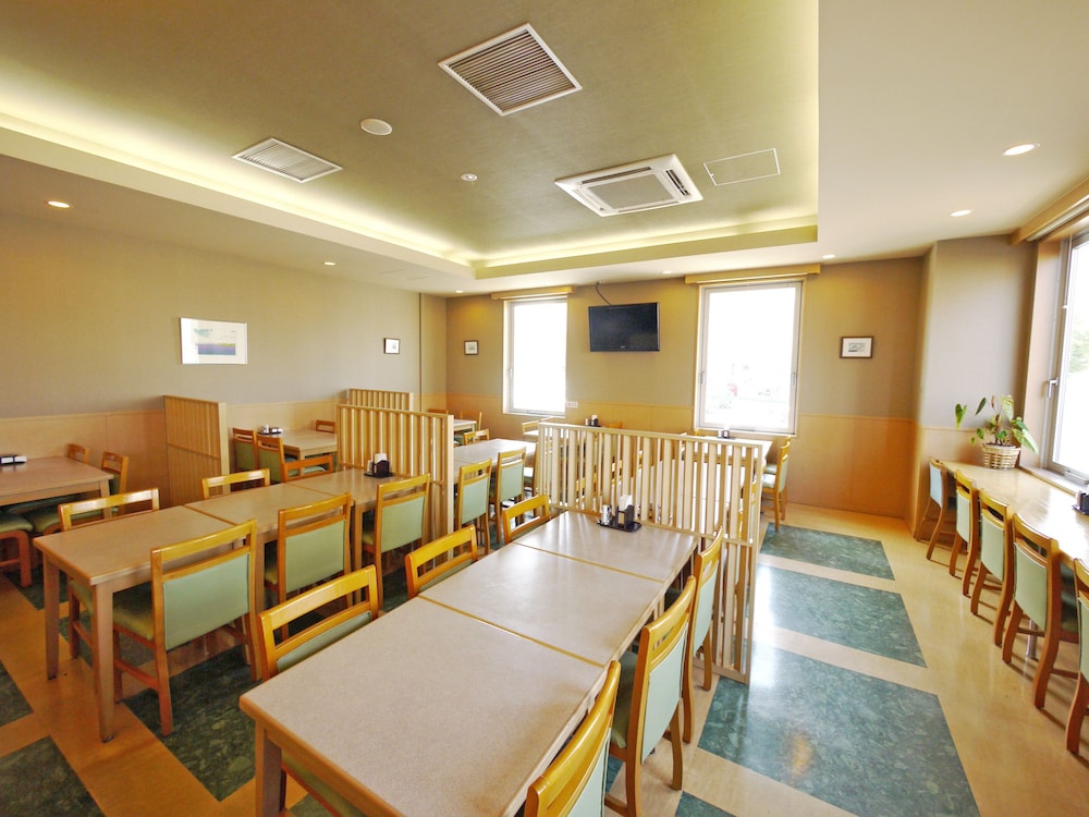 Hotel Route Inn Sapporo Shiroishi 34/44
