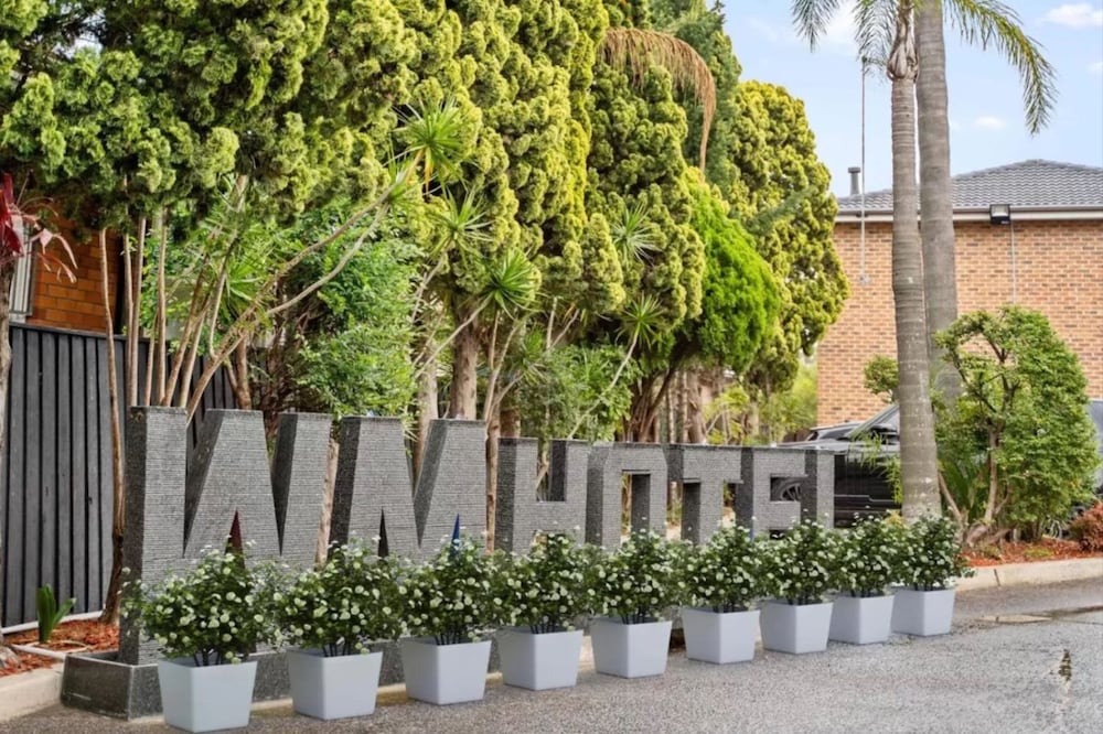 WM Hotel Bankstown 51/56