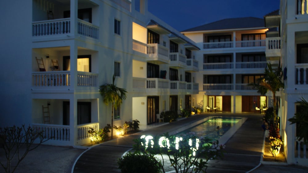 Mary Beach Hotel and Resort 2/50