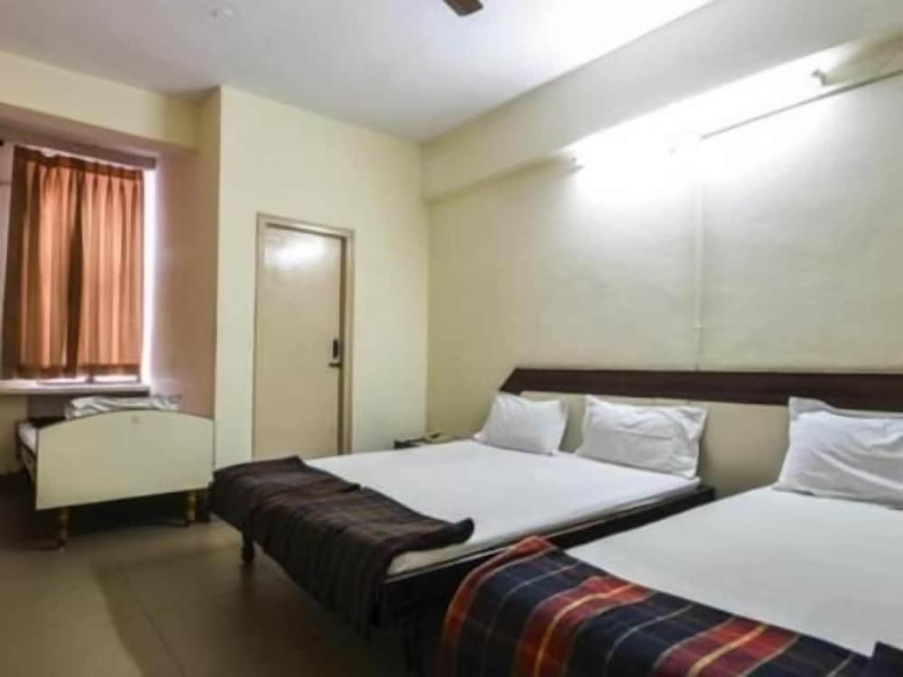 Hotel Maya Deluxe 14/29