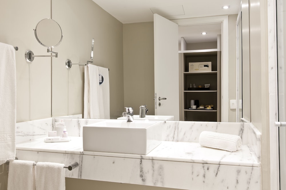 eSuites Lagoa Santa Confins 34/65