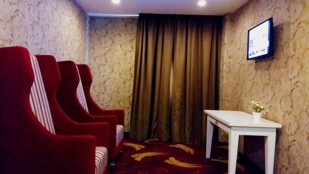 TRAVELLERS HOTEL PHINISI 3/50